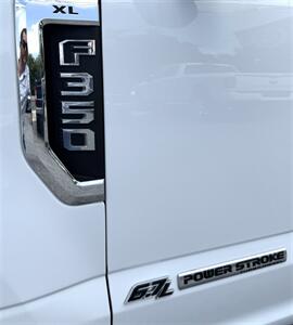 2022 Ford F-350 Crew Cab XL 4X4 - Photo 25 - Finksburg, MD 21048