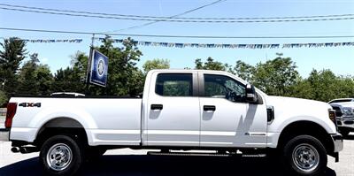 2019 Ford F-350  Crew Cab XL 4X4 - Photo 4 - Finksburg, MD 21048