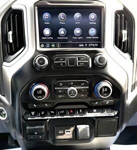 2022 Chevrolet Silverado 2500 LT Crew Cab LT 4X4 - Photo 16 - Finksburg, MD 21048