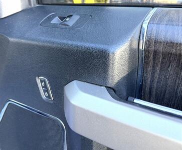 2020 Ford F-250 Crew Cab LARIAT 4X4 - Photo 28 - Finksburg, MD 21048