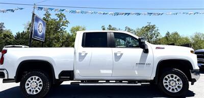 2024 Chevrolet Silverado 2500  Crew Cab LT 4X4 - Photo 4 - Finksburg, MD 21048