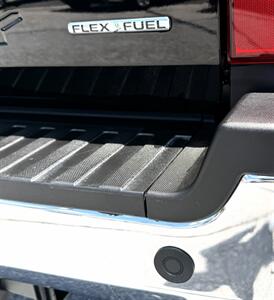 2017 Ford F-350  Crew Cab LARIAT 4X4 - Photo 29 - Finksburg, MD 21048