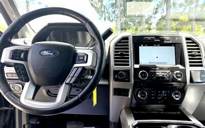 2017 Ford F-350  Crew Cab LARIAT 4X4 - Photo 13 - Finksburg, MD 21048