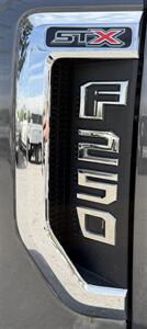 2018 Ford F-250  Crew Cab STX 4X4 - Photo 24 - Finksburg, MD 21048