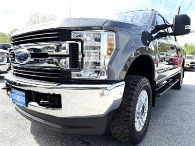 2018 Ford F-250  Crew Cab STX 4X4 - Photo 2 - Finksburg, MD 21048