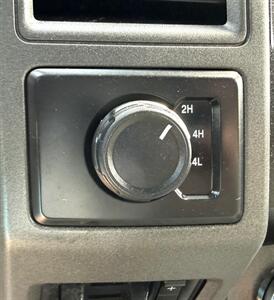 2018 Ford F-250  Crew Cab STX 4X4 - Photo 14 - Finksburg, MD 21048