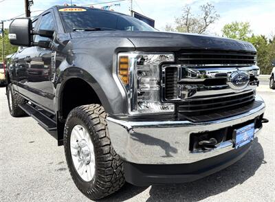 2018 Ford F-250  Crew Cab STX 4X4 - Photo 1 - Finksburg, MD 21048