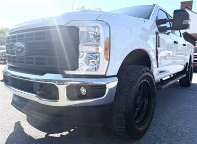 2023 Ford F-250  Crew Cab XL 4X4 - Photo 2 - Finksburg, MD 21048