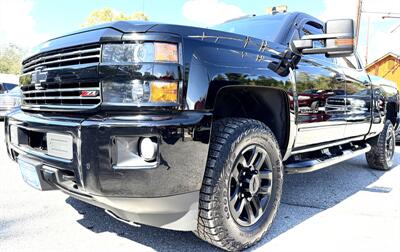 2019 Chevrolet Silverado 2500 LT  Crew Cab LT 4X4 - Photo 2 - Finksburg, MD 21048