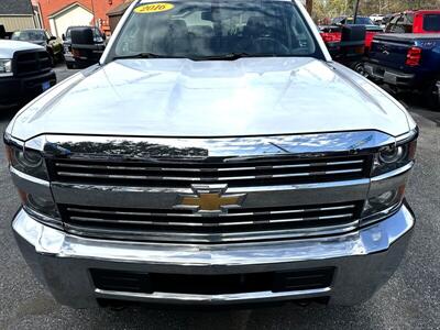 2016 Chevrolet Silverado 2500  Crew Cab W/T 4X4 - Photo 6 - Finksburg, MD 21048