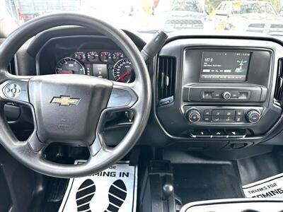 2016 Chevrolet Silverado 2500  Crew Cab W/T 4X4 - Photo 12 - Finksburg, MD 21048