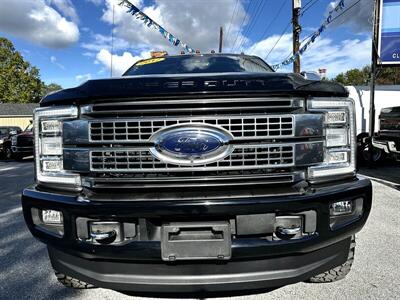 2017 Ford F-350 Platinum  Crew Cab Platinum 4X4 - Photo 5 - Finksburg, MD 21048