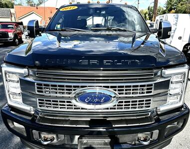 2017 Ford F-350 Platinum  Crew Cab Platinum 4X4 - Photo 6 - Finksburg, MD 21048