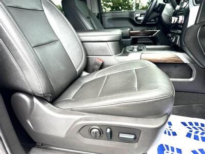 2022 GMC Sierra 2500 SLT  Double Cab SLT 4X4 - Photo 18 - Finksburg, MD 21048