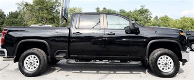 2022 Chevrolet Silverado 2500 Crew Cab LT 4X4 - Photo 4 - Finksburg, MD 21048