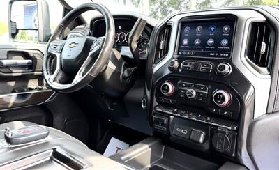 2022 Chevrolet Silverado 2500 Crew Cab LT 4X4 - Photo 12 - Finksburg, MD 21048