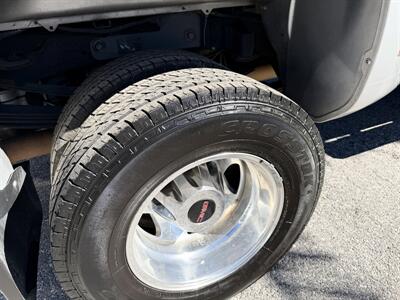 2018 GMC Sierra 3500 Crew Cab DENALI 4X4 DRW - Photo 38 - Finksburg, MD 21048