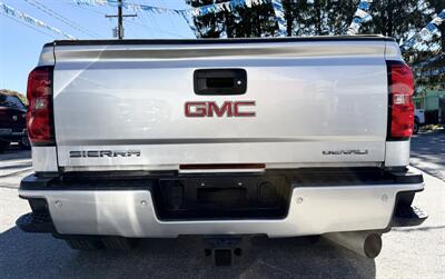 2018 GMC Sierra 3500 Crew Cab DENALI 4X4 DRW - Photo 9 - Finksburg, MD 21048