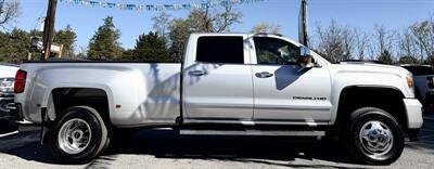2018 GMC Sierra 3500 Crew Cab DENALI 4X4 DRW - Photo 4 - Finksburg, MD 21048
