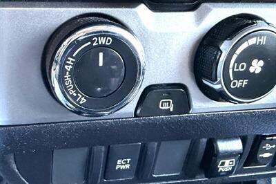 2019 Toyota Tacoma  SR5 V6 4X4 - Photo 16 - Finksburg, MD 21048