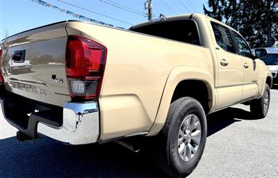 2019 Toyota Tacoma  SR5 V6 4X4 - Photo 3 - Finksburg, MD 21048