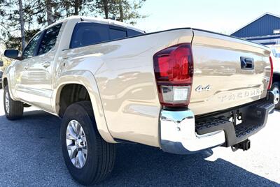 2019 Toyota Tacoma  SR5 V6 4X4 - Photo 8 - Finksburg, MD 21048