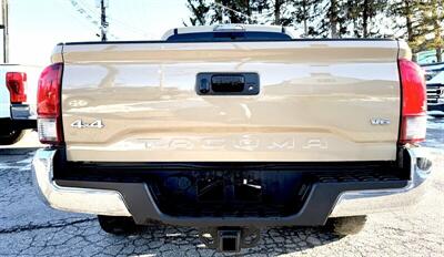 2019 Toyota Tacoma  SR5 V6 4X4 - Photo 9 - Finksburg, MD 21048