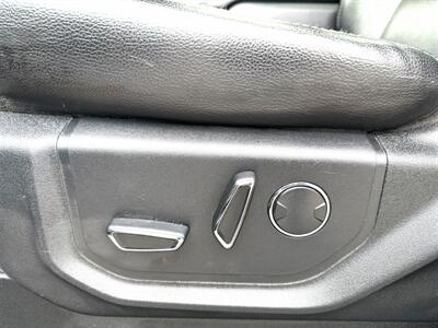2018 Ford F-350  Crew Cab LARIAT 4X4 - Photo 29 - Finksburg, MD 21048