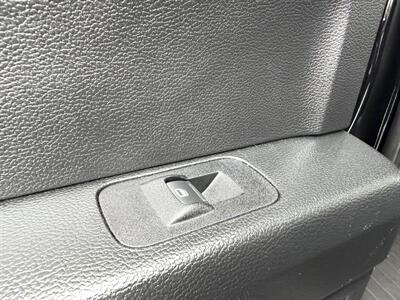 2018 Ford F-350  Crew Cab LARIAT 4X4 - Photo 27 - Finksburg, MD 21048