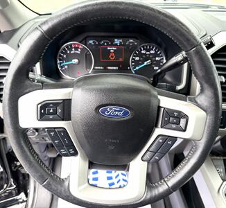 2018 Ford F-350  Crew Cab LARIAT 4X4 - Photo 14 - Finksburg, MD 21048