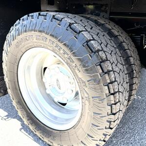2019 Ford F-350 Ext Cab LARIAT FLAT BED 4X4 DRW - Photo 24 - Finksburg, MD 21048