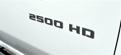 2024 Chevrolet Silverado 2500 LT  Crew Cab LT 4X4 - Photo 32 - Finksburg, MD 21048