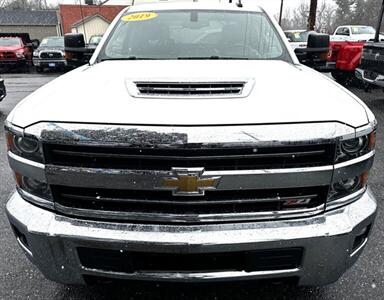 2019 Chevrolet Silverado 2500  Crew Cab LT 4X4 - Photo 6 - Finksburg, MD 21048