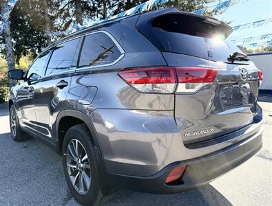 2019 Toyota Highlander  XLE AWD - Photo 8 - Finksburg, MD 21048