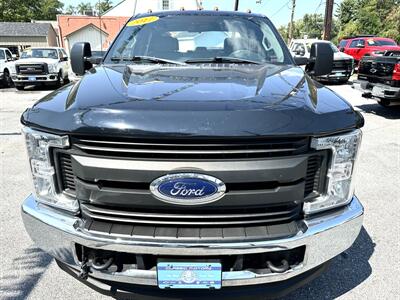 2017 Ford F-350 XL  Crew Cab XL 4X4 - Photo 5 - Finksburg, MD 21048