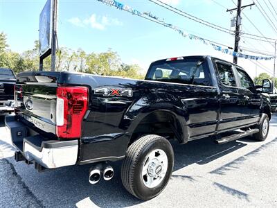 2017 Ford F-350 XL  Crew Cab XL 4X4 - Photo 3 - Finksburg, MD 21048