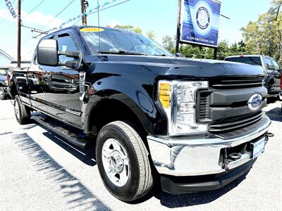 2017 Ford F-350 XL  Crew Cab XL 4X4 - Photo 1 - Finksburg, MD 21048