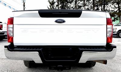 2022 Ford F-350  Crew Cab XLT 4X4 - Photo 9 - Finksburg, MD 21048