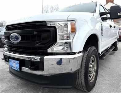 2022 Ford F-350  Crew Cab XLT 4X4 - Photo 2 - Finksburg, MD 21048