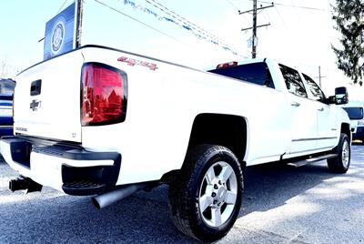 2018 Chevrolet Silverado 2500  Crew Cab LT 4X4 - Photo 3 - Finksburg, MD 21048