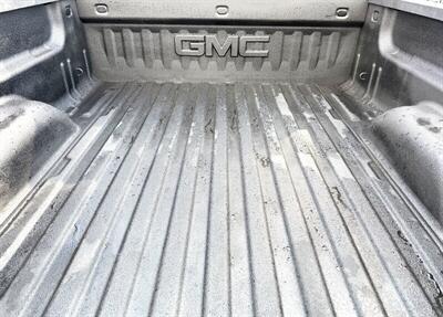 2018 GMC Sierra 2500 SLE  Crew Cab  SLE 4X4 - Photo 9 - Finksburg, MD 21048