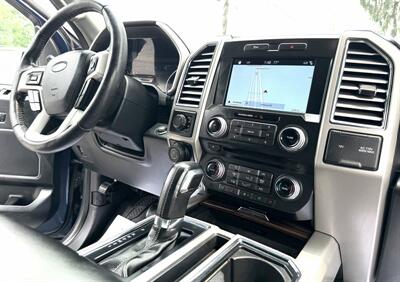 2016 Ford F-150  Crew Cab LARIAT 4X4 - Photo 11 - Finksburg, MD 21048