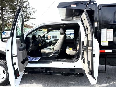 2022 Ford F-550 Super Duty  Ext Cab XL DUMP BED 4X4 DRW - Photo 11 - Finksburg, MD 21048