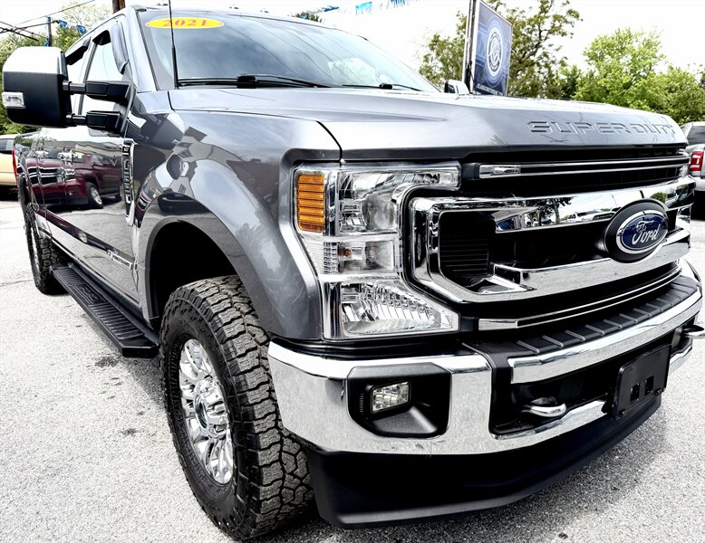 2021 Ford F-250  Crew Cab XLT 4X4 - Photo 1 - Finksburg, MD 21048
