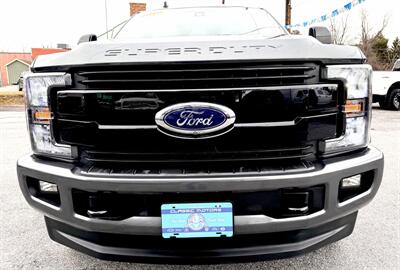 2019 Ford F-350 Crew Cab LARIAT 4X4 - Photo 5 - Finksburg, MD 21048
