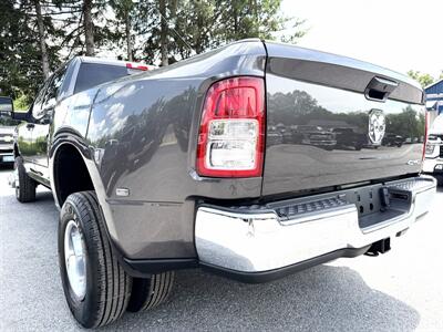 2024 RAM 3500 Crew Cab Tradesman 4X4 DRW - Photo 8 - Finksburg, MD 21048