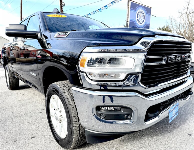 2021 RAM 2500 Big Horn  Crew Cab Big Horn 4X4 - Photo 1 - Finksburg, MD 21048