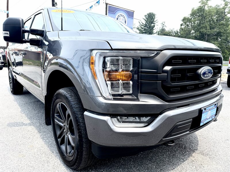 2022 Ford F-150  Crew Cab XLT 4X4 - Photo 1 - Finksburg, MD 21048