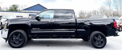 2015 Chevrolet Silverado 2500  Crew Cab LTZ 4X4 - Photo 7 - Finksburg, MD 21048