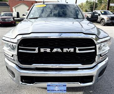 2023 RAM 3500 Crew Cab TRADESMAN 4X4 - Photo 6 - Finksburg, MD 21048